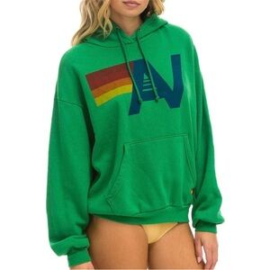 Kelly Green Logo Pullover